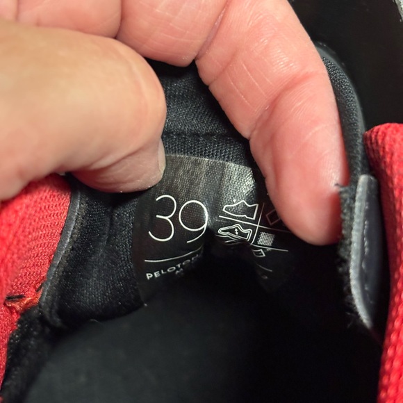 Peloton Cycling Shoes - Picture 2 of 2